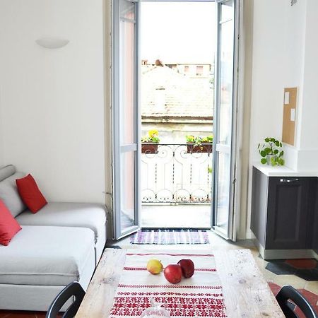 Italian Fairytale Apartment By Rent All Комо Екстериор снимка