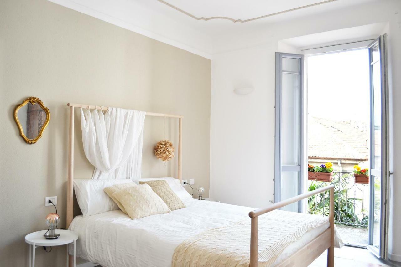Italian Fairytale Apartment By Rent All Комо Екстериор снимка