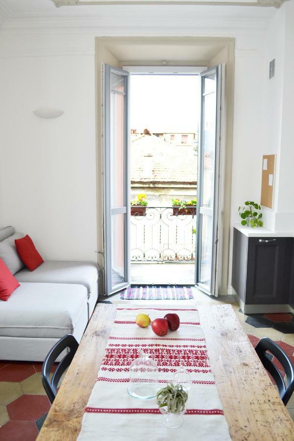 Italian Fairytale Apartment By Rent All Комо Екстериор снимка